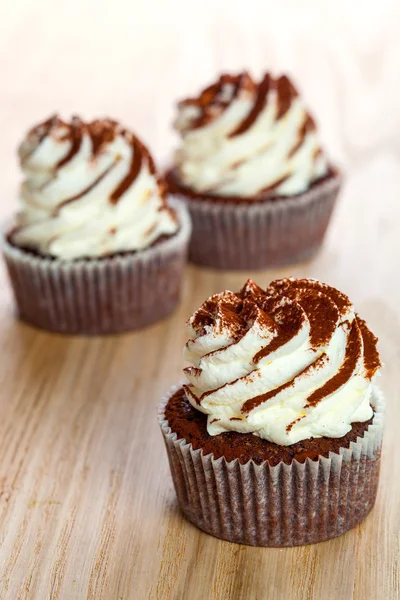 Creame peynir ile kakao kek