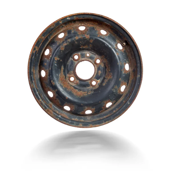 Cerchio in acciaio arrugginito isolato — Foto Stock
