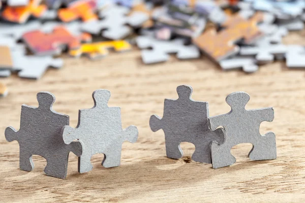 Masada dört parçalı bulmaca parçaları