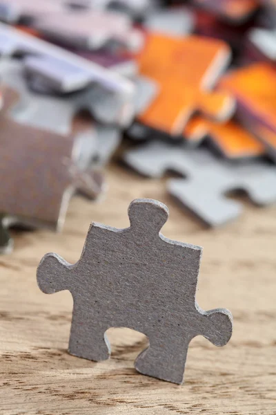 closeup jigsaw bulmaca parçası