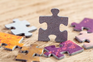 closeup jigsaw bulmaca parçası