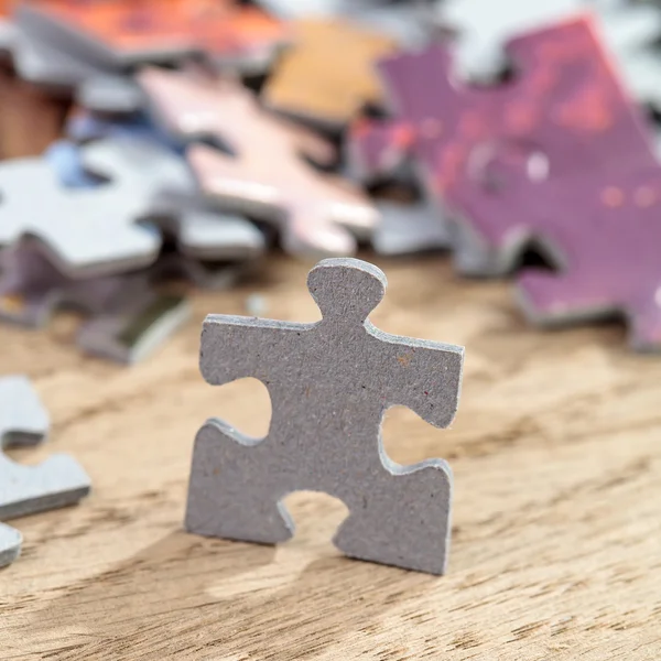 Close-up van jigsaw puzzle stuk — Stockfoto