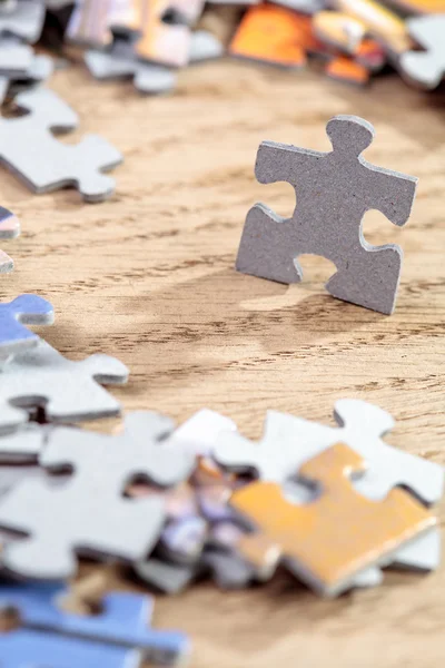 closeup jigsaw bulmaca parçası