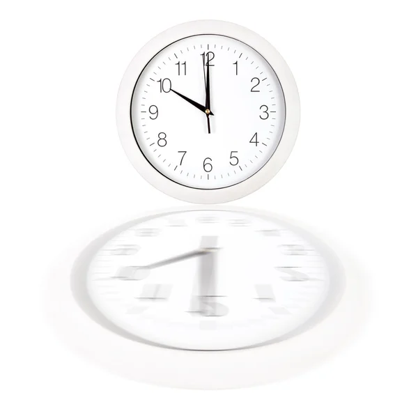 Reloj blanco con esfera que muestra las diez en punto — Foto de Stock