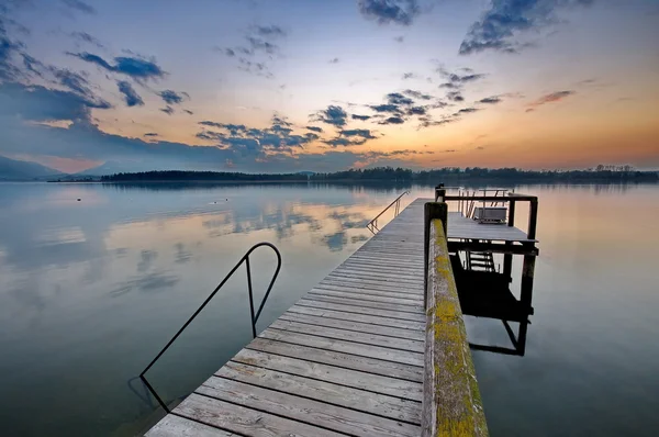 Solnedgang ved Chiemsee-søen i Tyskland - Stock-foto