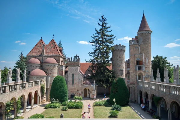 SZEKESFEHERVAR, HUNGARY - 04 июля 2015 года: Борский замок в Венгрии — стоковое фото