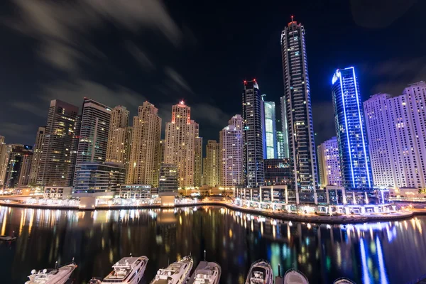 Dubai Marina at night in United Arab Emirates — Stock Photo, Image