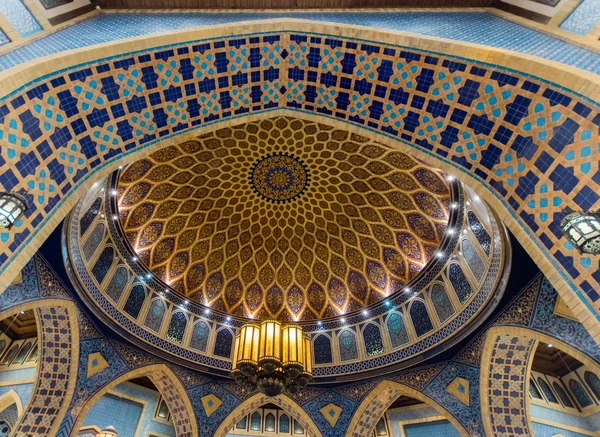 DUBAI, EAU-FEBRERO 01: Interior de la tienda Ibn Battuta Mall en Fe — Foto de Stock