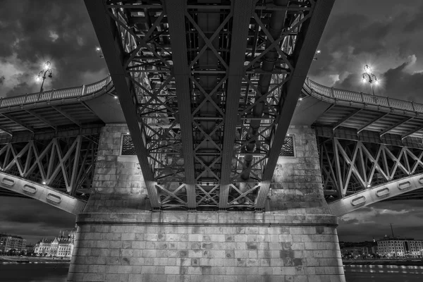 Margaret brug in Boedapest, Hongarije — Stockfoto