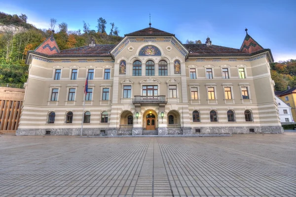 Parlamento do Liechtenstein em Vaduz — Fotografia de Stock