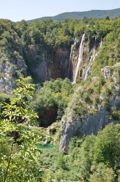 The bigest waterfall (Veliki Slap) at Pltvice Lakes in Croatia — Stock Photo, Image