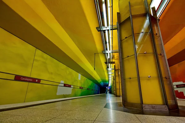 Stanice metra Candidplatz v Mnichově, Německo — Stock fotografie