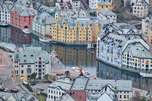 Město Alesund v Norsku — Stock fotografie