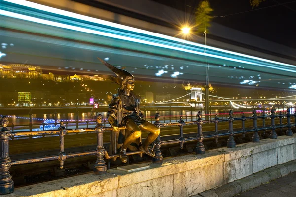 Budapeşte Litlle Prenses heykeli — Stok fotoğraf