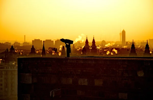 Sol naciente sobre la ciudad de Budapest —  Fotos de Stock