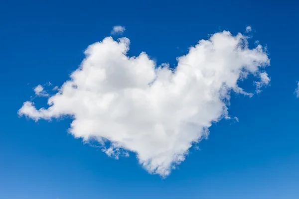 Nuage en forme de coeur — Photo