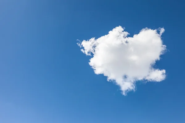 Cloud in heart shape — Stock Photo, Image