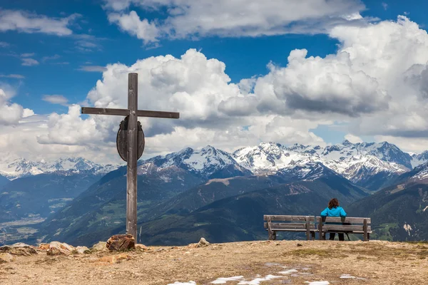 Summit cross på Kronplatz — Stockfoto