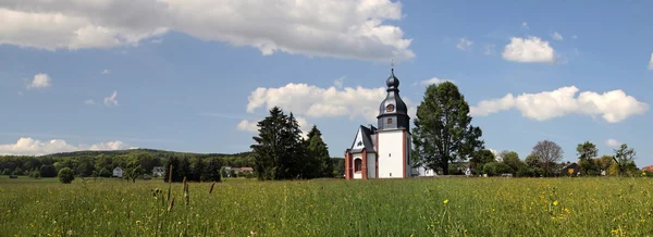 Сільська церква в у регіоні Taunus Ліцензійні Стокові Зображення