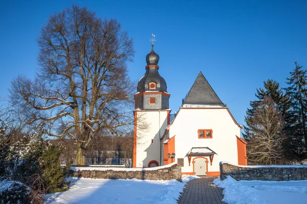 Iglesia del pueblo en el Taunus —  Fotos de Stock
