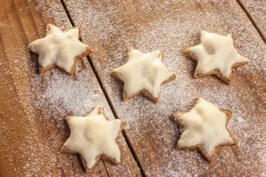 Noel kurabiyeleri (tarçın)