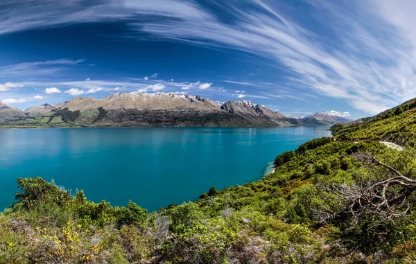 Lago Wakatipu entre Queentown y Glenorchy — Foto de Stock