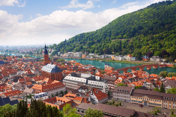 Blick auf die Heiliggeistkirche — Stockfoto