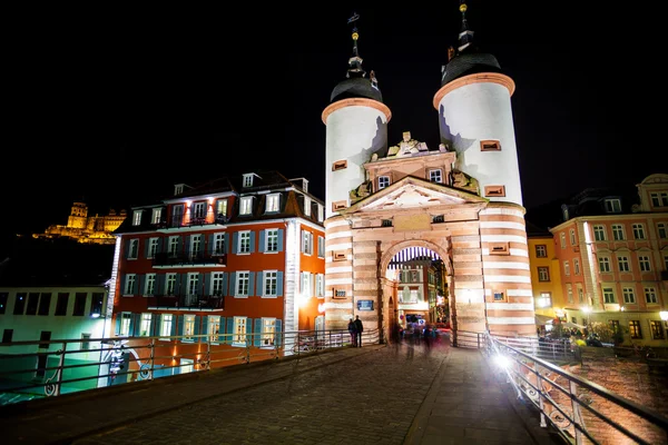 Puertas y torres en Alte Brucke — Foto de Stock