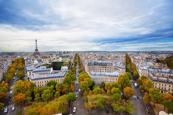 Wieża Eiffla i Paryż — Zdjęcie stockowe