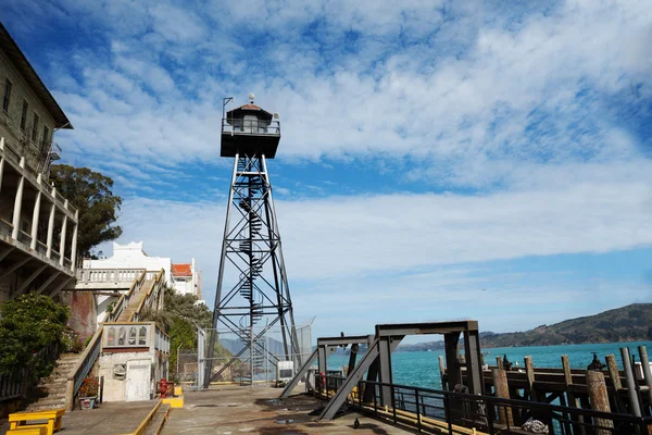 Alcatraz hapishane kulede izle — Stok fotoğraf