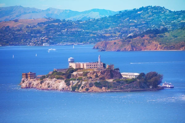 San Francisco Bay und die Insel Alcatraz — Stockfoto