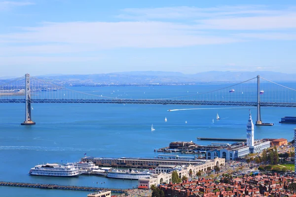 Oakland bay bridge v san Franciscu — Stock fotografie