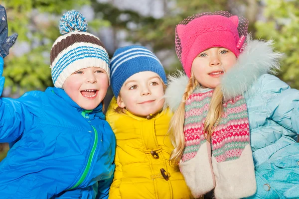 Boys and girl in winter clothing — Stock Photo, Image