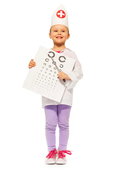 Portret uśmiechnięte dziewczyny gry rogówka — Zdjęcie stockowe