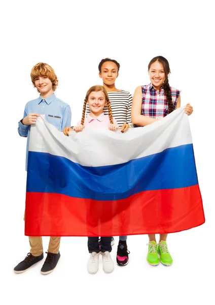 十几岁的孩子，与俄罗斯国旗 — 图库照片