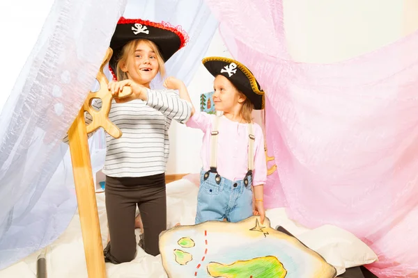 Funny girls in pirate's costumes — Stock Photo, Image