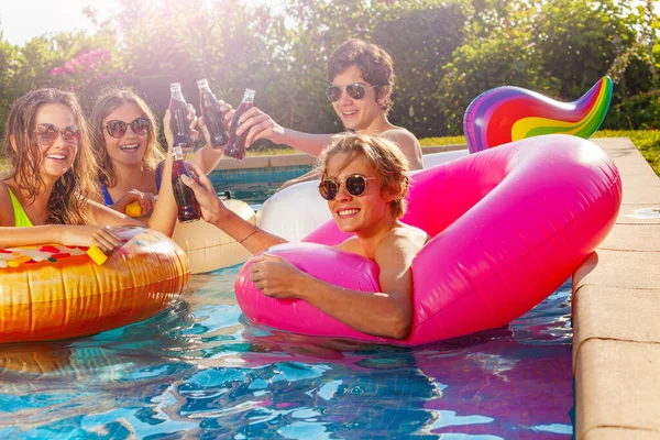 Many Children Party Drinking Soda Play Swim Pool Together — Stock Photo, Image