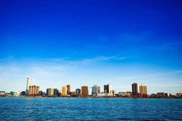 Detroit Michigan Riverwalk Vista Para Windsor Ontário Canadá — Fotografia de Stock