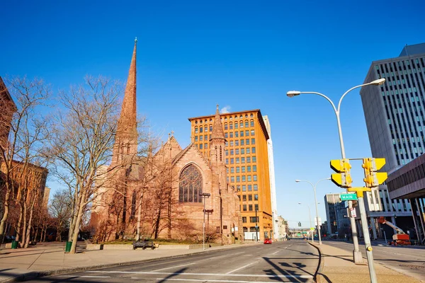 뉴욕주 버펄로의 거리에 세인트 성공회 대성당 — 스톡 사진