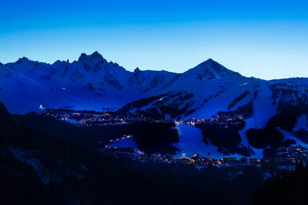 Esti Panoráma Courchevel Völgy Síközpont Alpok Hegycsúcsok Kilátás Champagny Vanoise — Stock Fotó