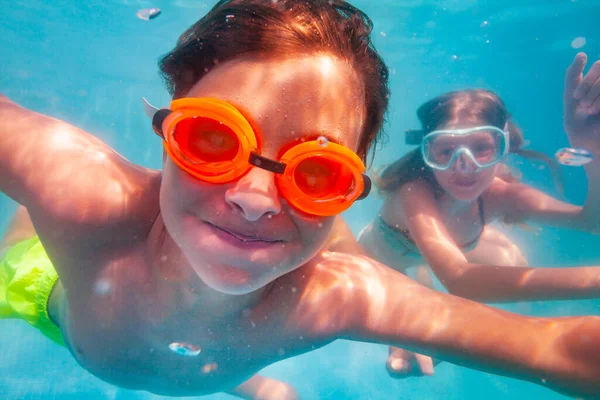 Selfie Portrait Boy Orange Googles Dive Pool Friends Have Smile — Stock Photo, Image