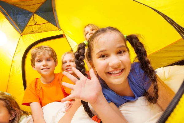 Six kids in tent having fun — Stock Photo, Image