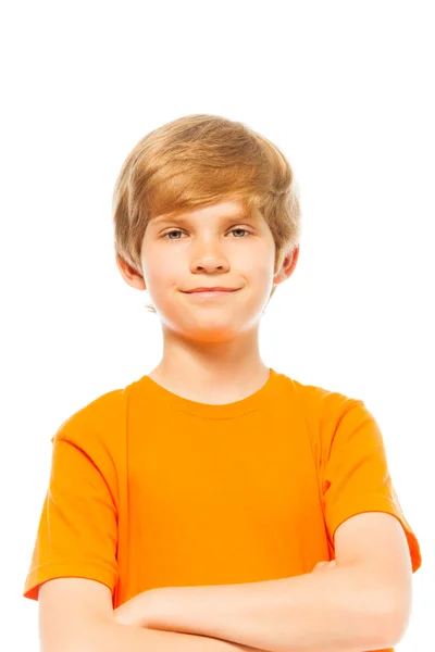 Menino de camisa laranja — Fotografia de Stock