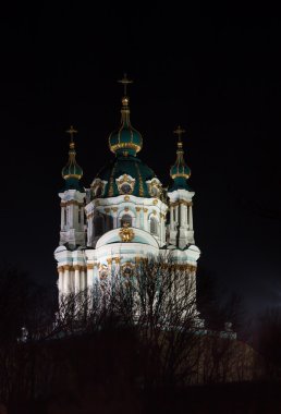 St Andrew's kilise gece