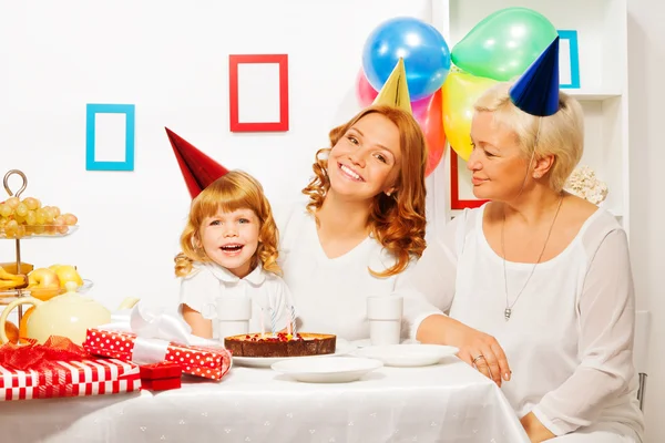 Little girl with mother — Stock Photo, Image