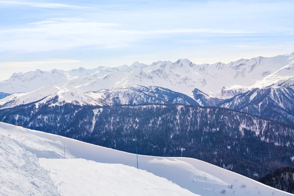 Montagne del Caucaso in inverno — Foto Stock