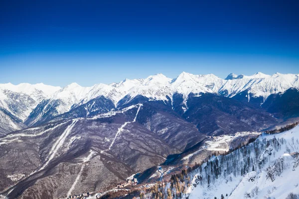 Montanhas Cáucaso no inverno — Fotografia de Stock