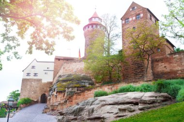 İç avlunun güzel Kaiserburg görünümü