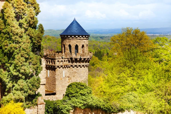 Turm der Lowenburg, bergpark kassel — Stockfoto