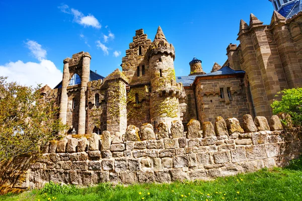 Old Lowenburg fortifications ruins in Bergpark — Stock Photo, Image